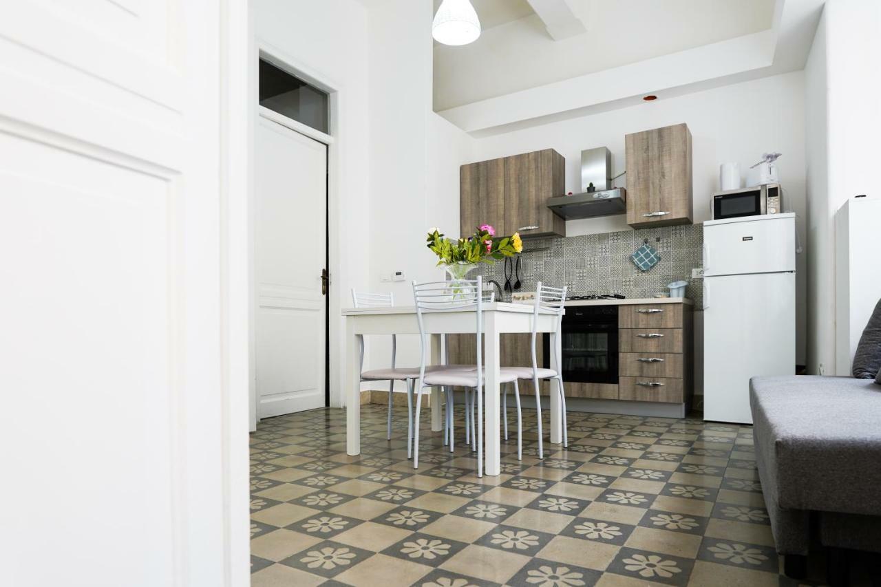 Il Tari Apartment Palermo Buitenkant foto